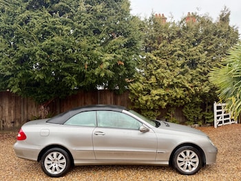 Used Mercedes-Benz CLK 2006 for sale - 77215396: Photo