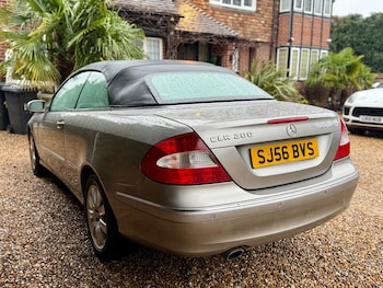 Used Mercedes-Benz CLK 2006 for sale - 77215396: Photo