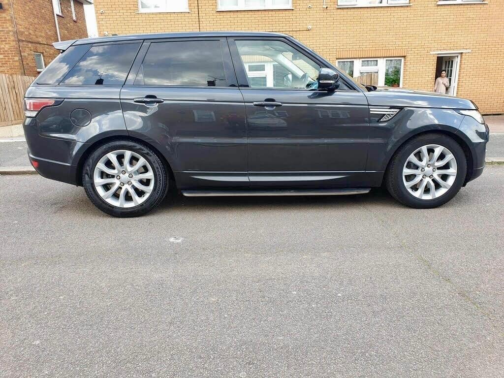 Used Land Rover Range Rover Sport 2015 for sale - 76752791: Photo 1