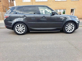 Used Land Rover Range Rover Sport 2015 for sale - 76752791: Photo