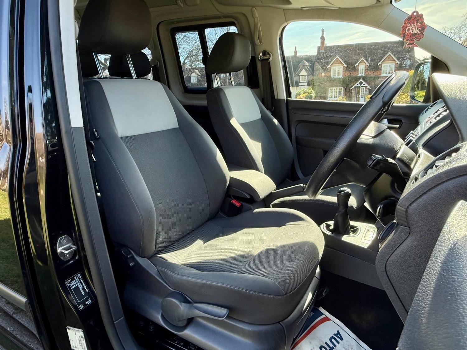 Used Volkswagen Caddy Maxi Life 2013 for sale - 77909817: Photo 16