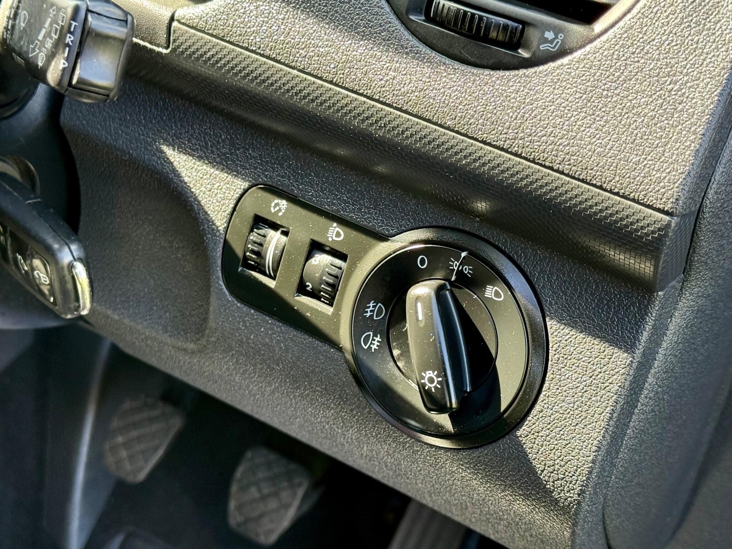 Used Volkswagen Caddy Maxi Life 2013 for sale - 77909817: Photo 18