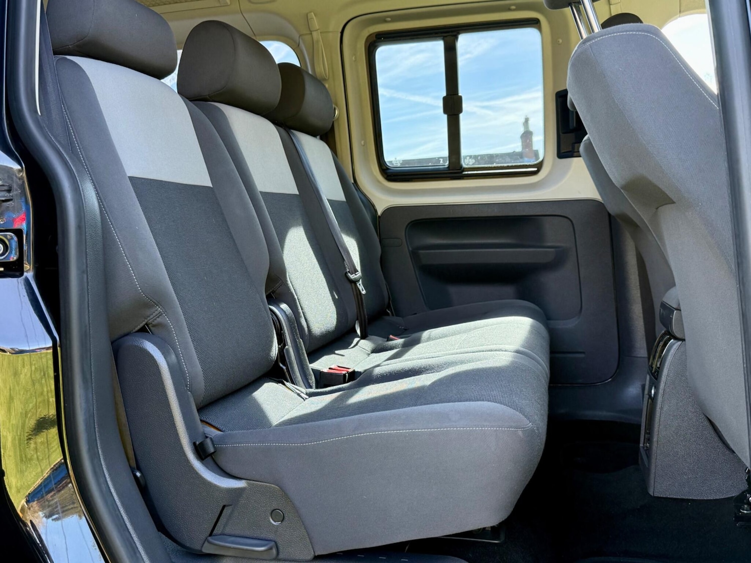 Used Volkswagen Caddy Maxi Life 2013 for sale - 77909817: Photo 23