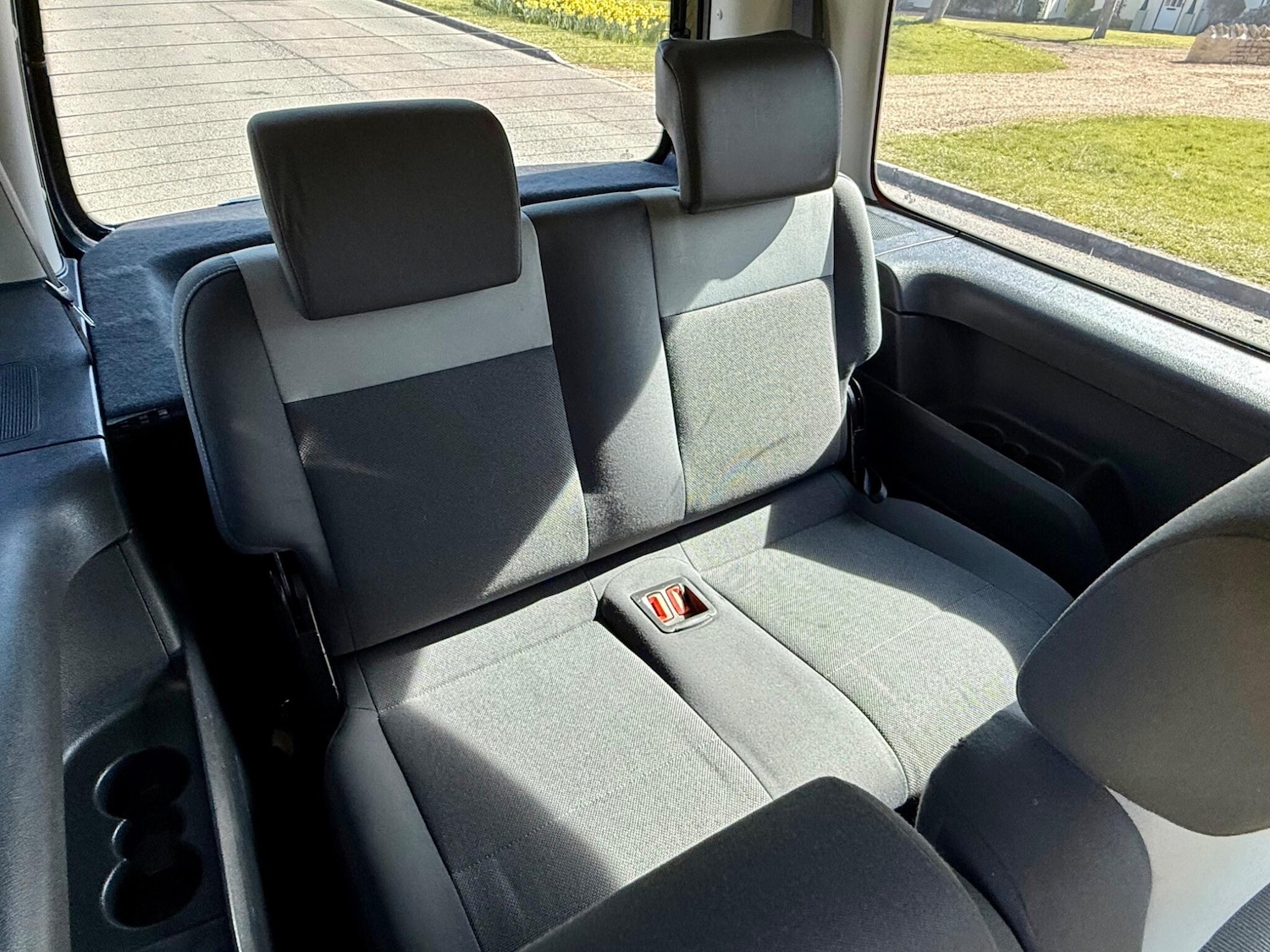 Used Volkswagen Caddy Maxi Life 2013 for sale - 77909817: Photo 25