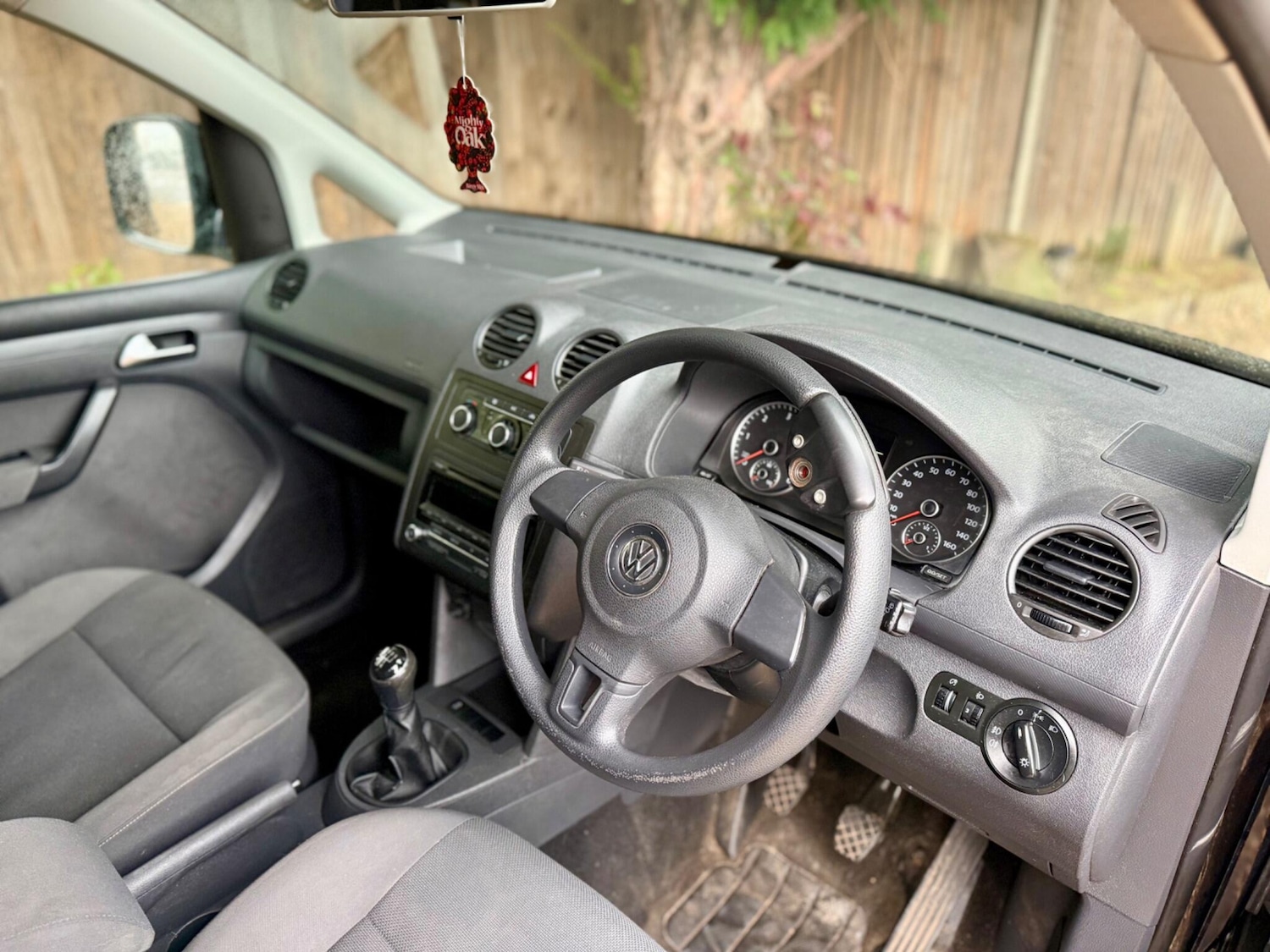 Used Volkswagen Caddy Maxi Life 2013 for sale - 77909817: Photo 6