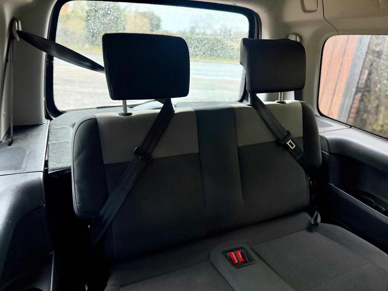 Used Volkswagen Caddy Maxi Life 2013 for sale - 77909817: Photo 8