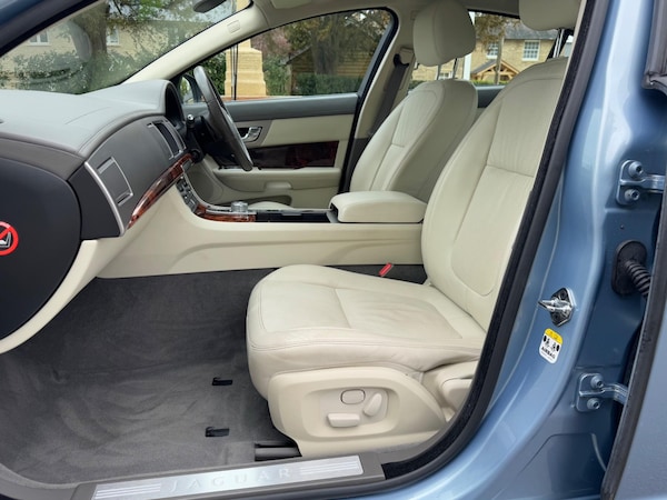 Used Jaguar XF 2008 for sale - 74875784: Photo 20