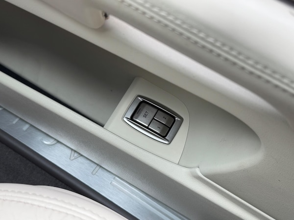 Used Jaguar XF 2008 for sale - 74875784: Photo 29