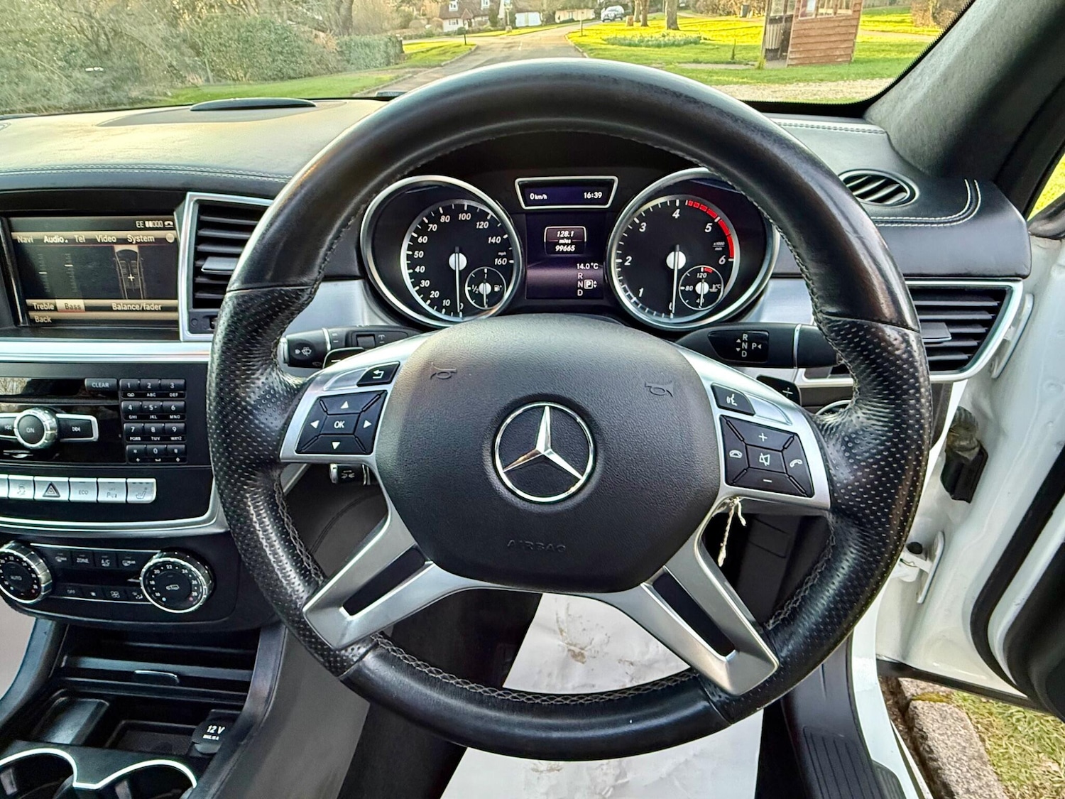 Used Mercedes-Benz GL Class 2014 for sale - 77237954: Photo 24