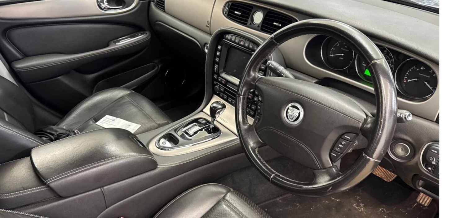 Used Jaguar XJ 2007 for sale - 77131048: Photo 6