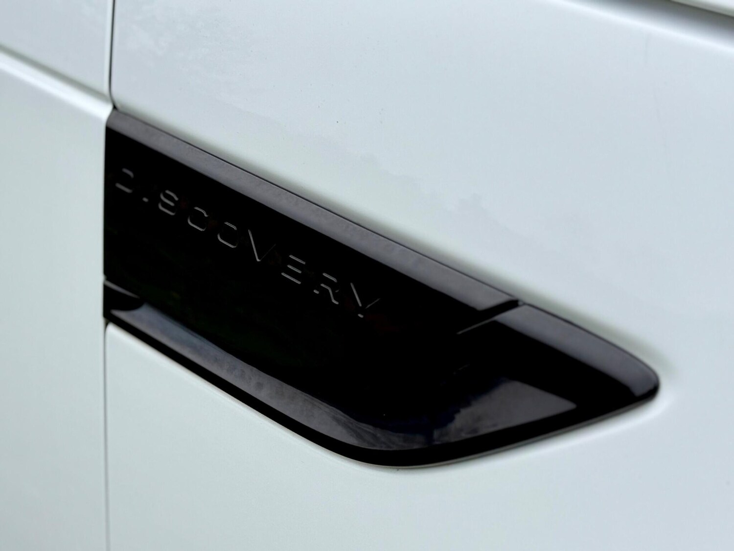 Used Land Rover Discovery 2017 for sale - 76801824: Photo 14