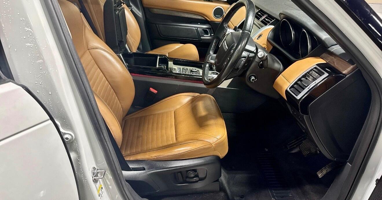 Used Land Rover Discovery 2017 for sale - 76801824: Photo 7