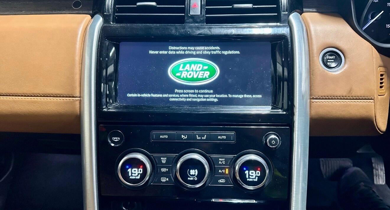 Used Land Rover Discovery 2017 for sale - 76801824: Photo 9