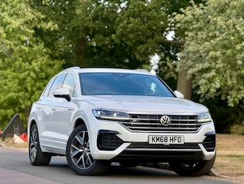 Used Volkswagen Touareg 2018 for sale - 79295998: Photo