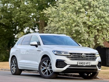 Used Volkswagen Touareg 2018 for sale - 79295998: Photo