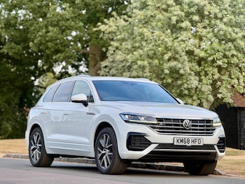 Used Volkswagen Touareg 2018 for sale - 79295998: Photo
