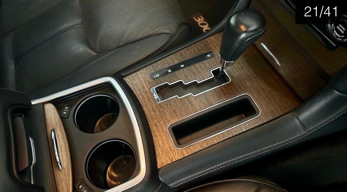 Used Chrysler 300C 2012 for sale - 76537905: Photo 14