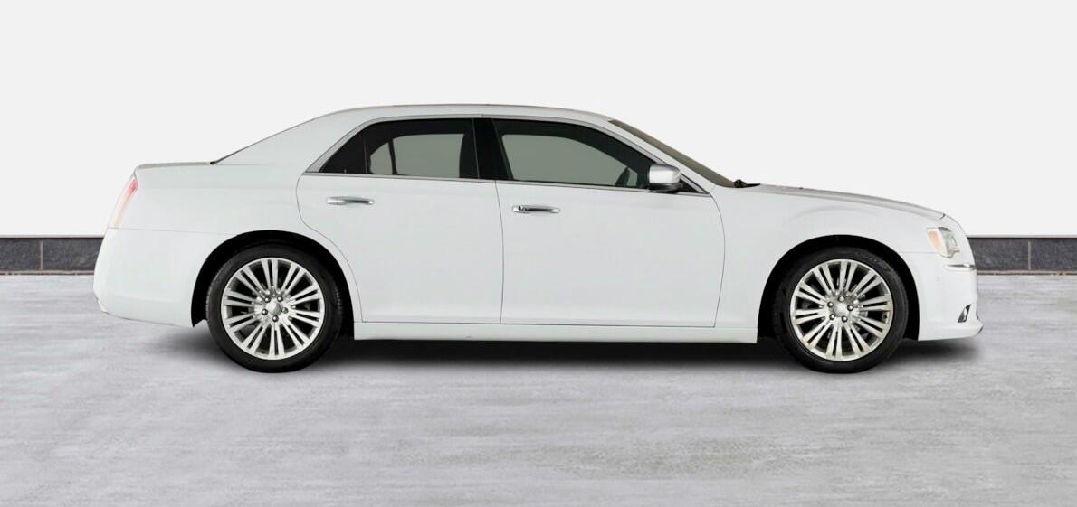 Used Chrysler 300C 2012 for sale - 76537905: Photo 3