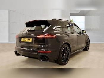 Used Porsche Cayenne 2017 for sale - 78573518: Photo