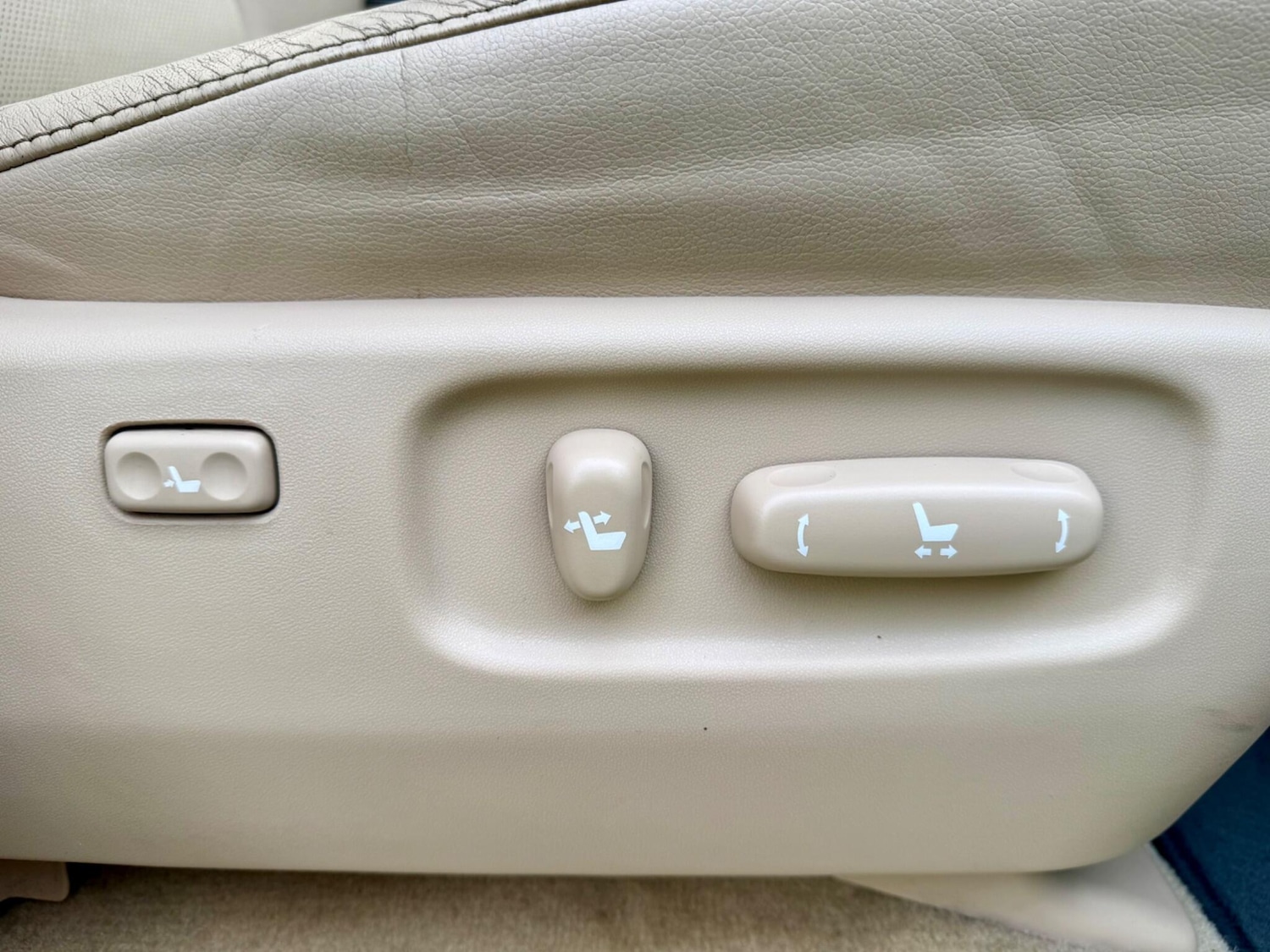 Used Toyota Land Cruiser 2015 for sale - 77440721: Photo 22