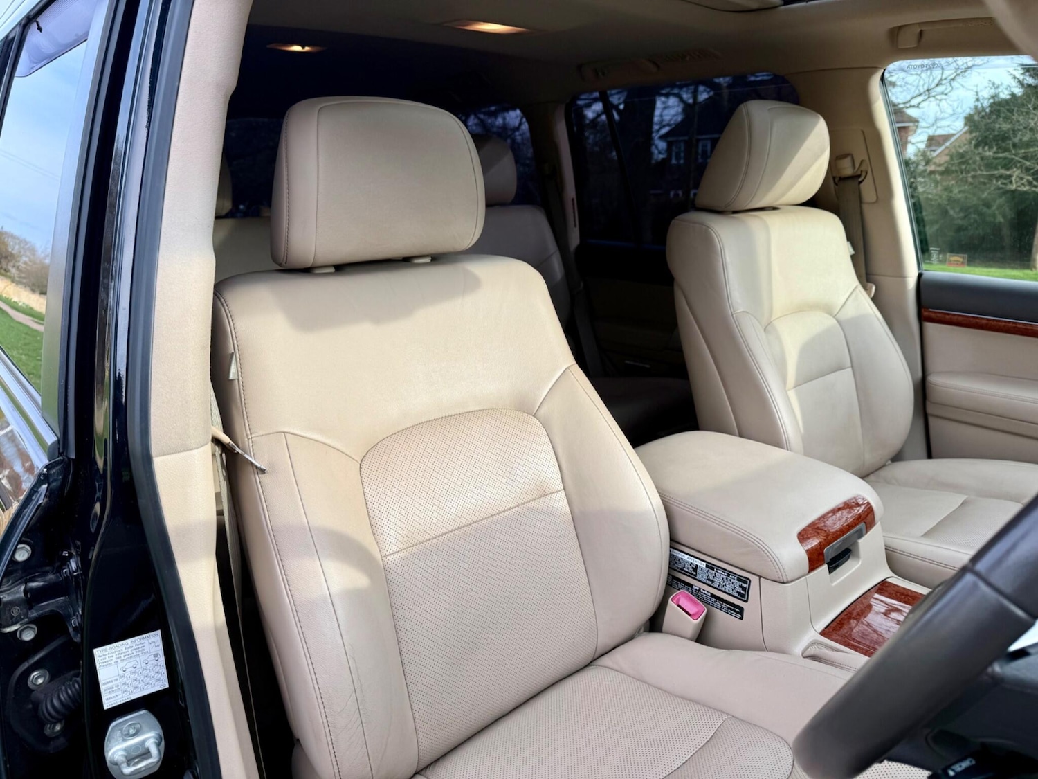 Used Toyota Land Cruiser 2015 for sale - 77440721: Photo 23