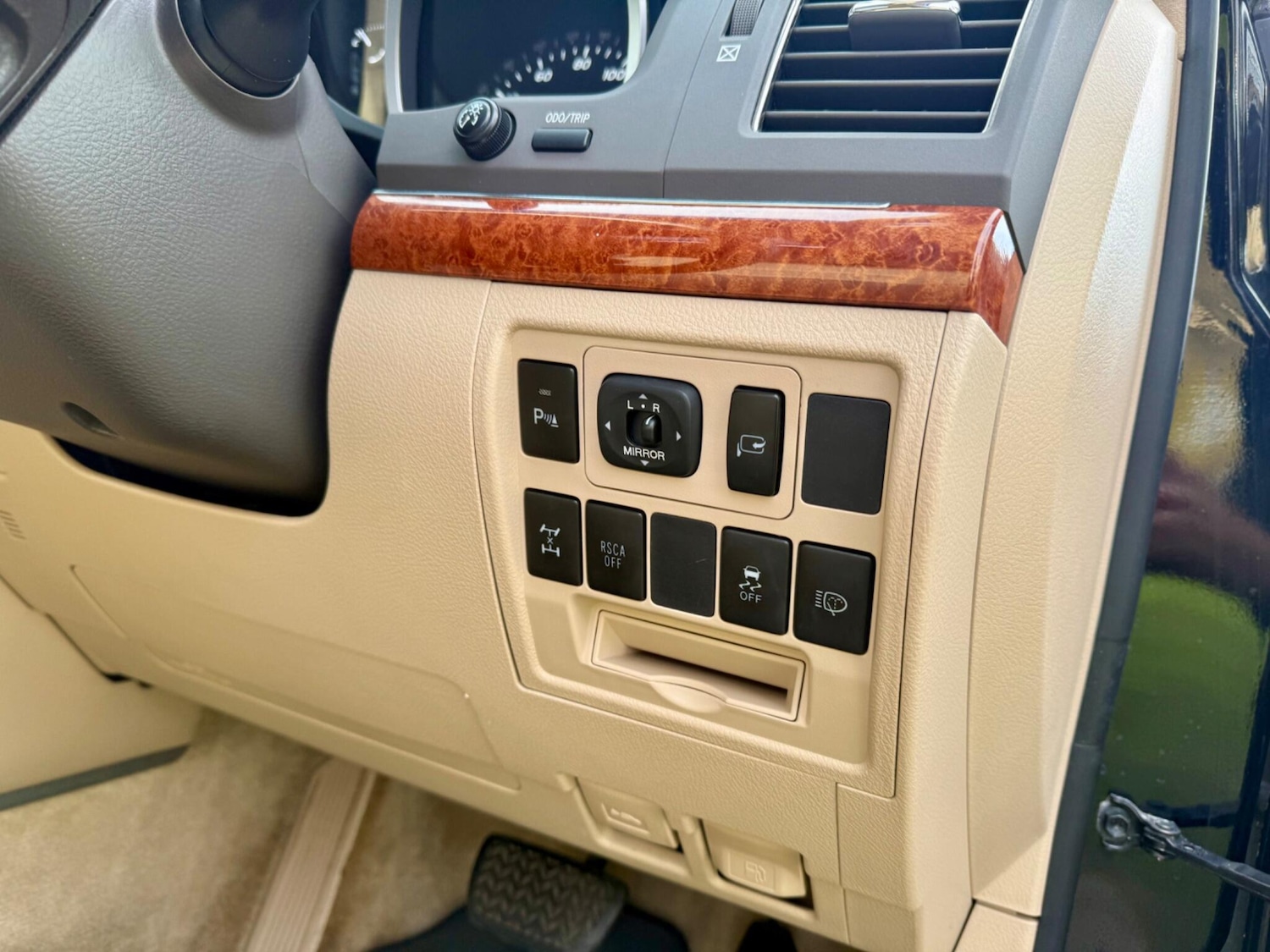 Used Toyota Land Cruiser 2015 for sale - 77440721: Photo 26