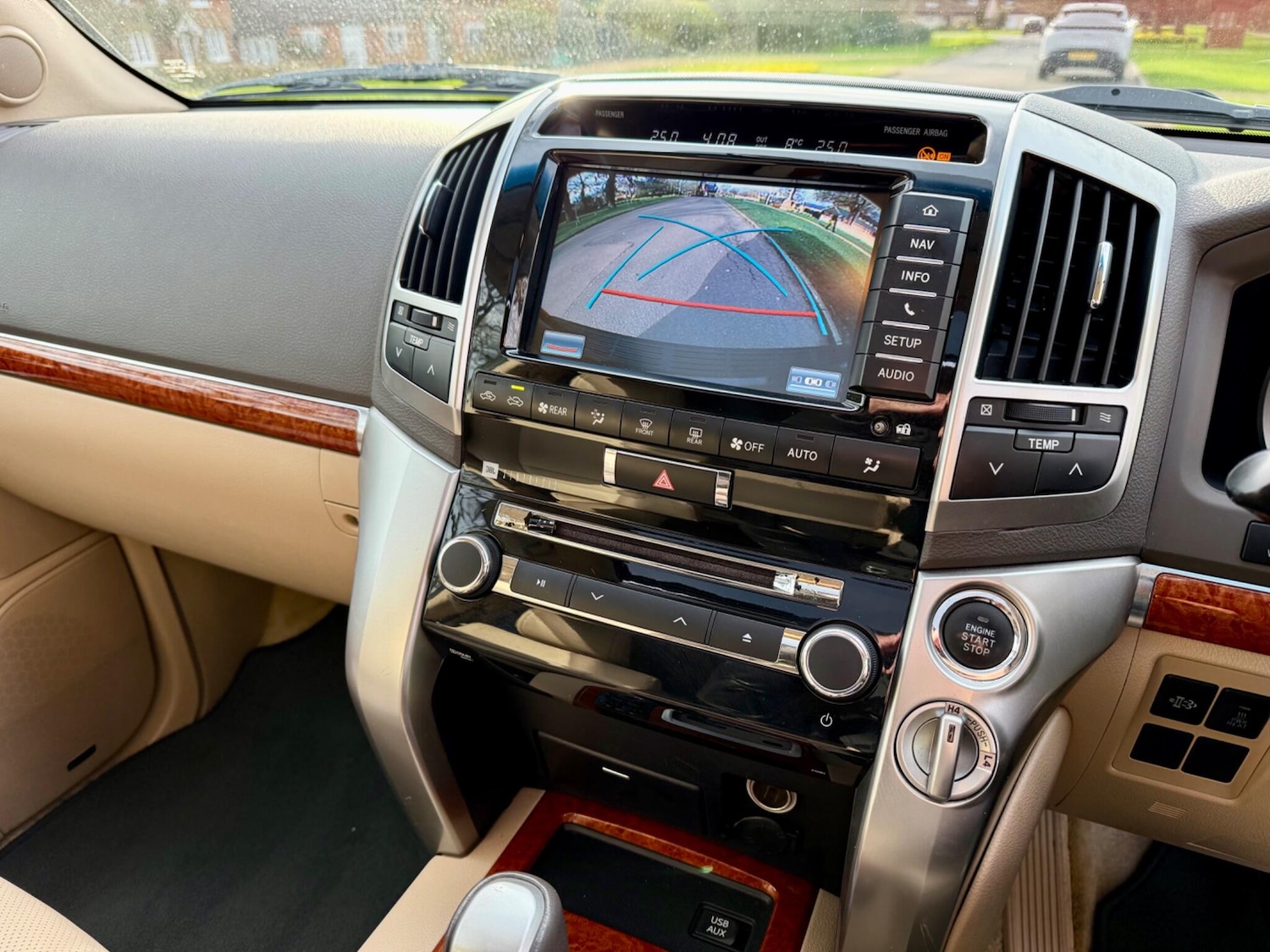 Used Toyota Land Cruiser 2015 for sale - 77440721: Photo 33