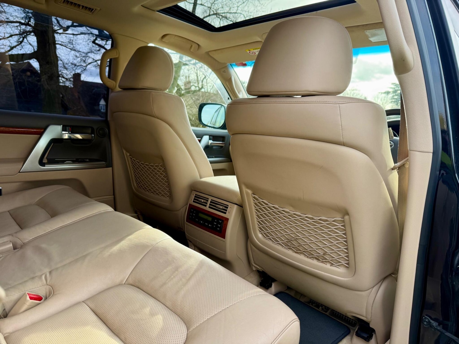 Used Toyota Land Cruiser 2015 for sale - 77440721: Photo 37