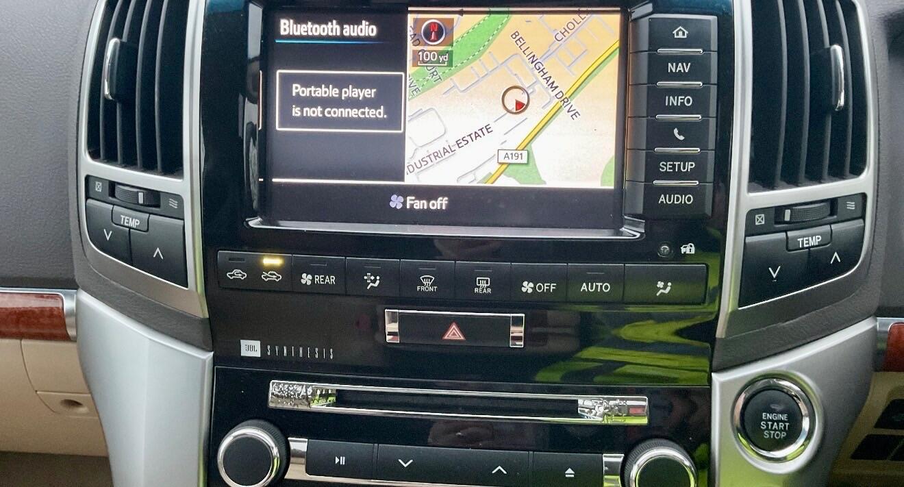 Used Toyota Land Cruiser 2015 for sale - 77440721: Photo 9