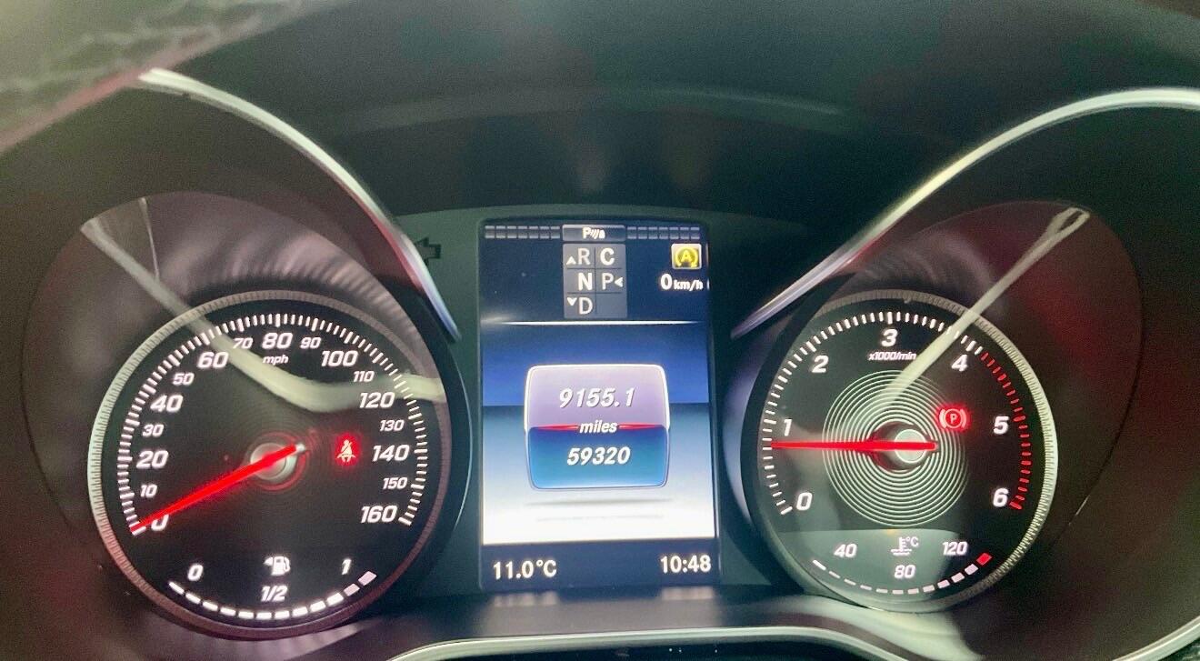 Used Mercedes-Benz V-Class 2017 for sale - 76926200: Photo 6