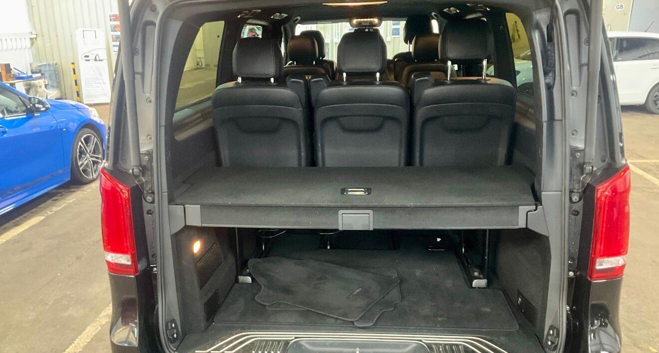 Used Mercedes-Benz V-Class 2017 for sale - 76926200: Photo 9