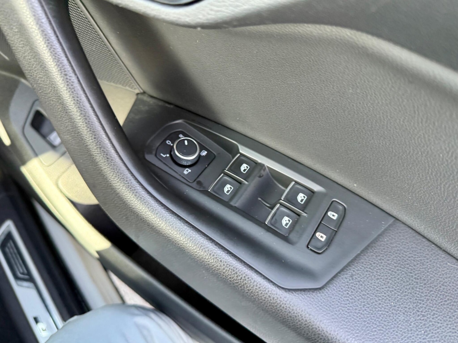 Used Volkswagen Touareg 2018 for sale - 77175031: Photo 18