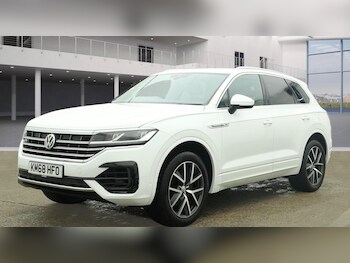 Used Volkswagen Touareg 2018 for sale - 77175031: Photo