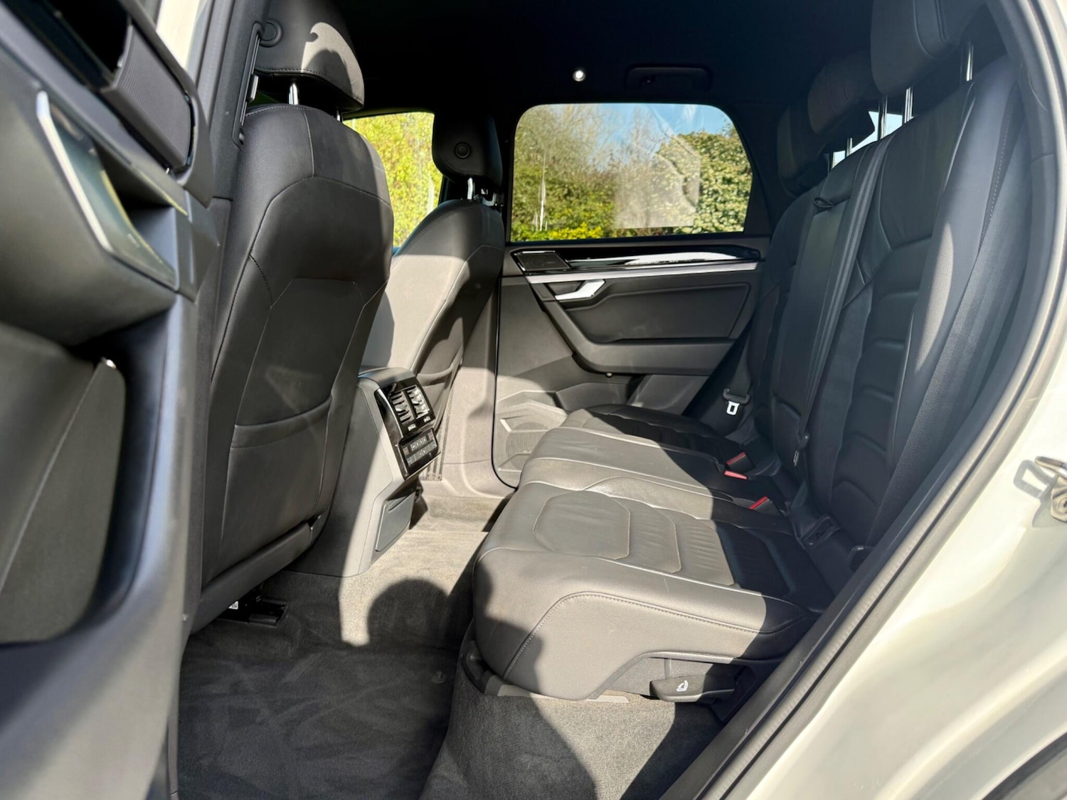 Used Volkswagen Touareg 2018 for sale - 77175031: Photo 30