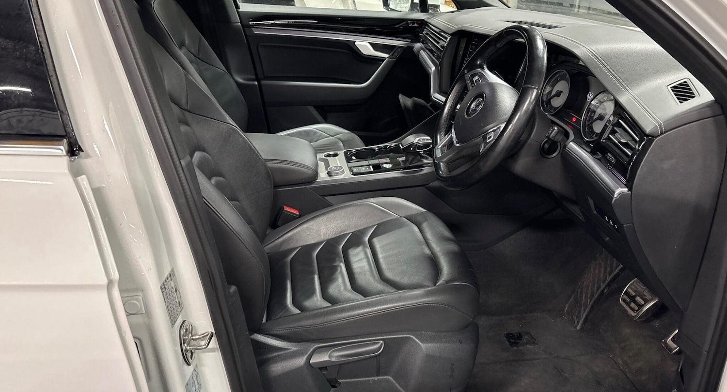 Used Volkswagen Touareg for sale - 77175031: Photo 7