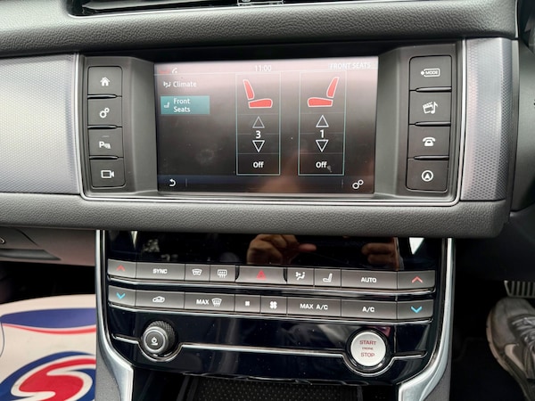 Used Jaguar XF 2018 for sale - 76215261: Photo 31