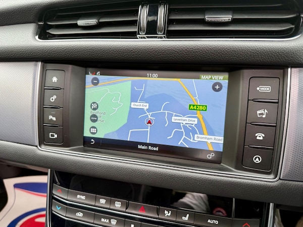 Used Jaguar XF 2018 for sale - 76215261: Photo 32
