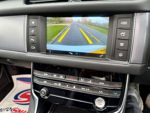 Used Jaguar XF 2018 for sale - 76215261: Photo 33