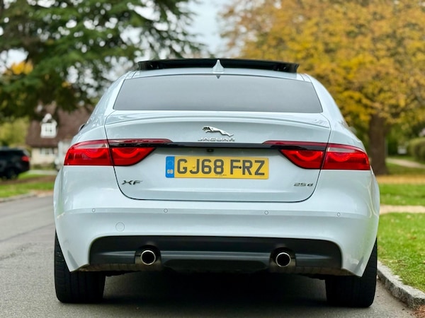Used Jaguar XF 2018 for sale - 76215261: Photo 6