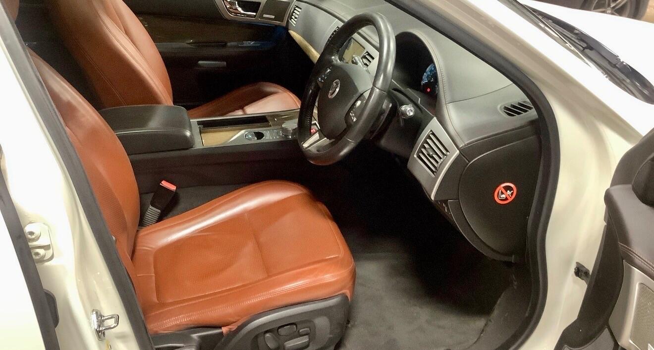 Used Jaguar XF 2009 for sale - 76926750: Photo 7