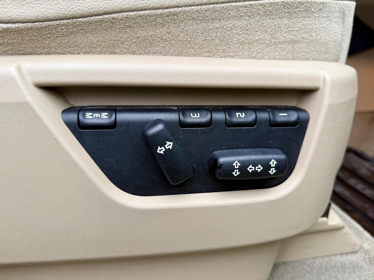 Used Land Rover Freelander 2 2009 for sale - 76728745: Photo 22