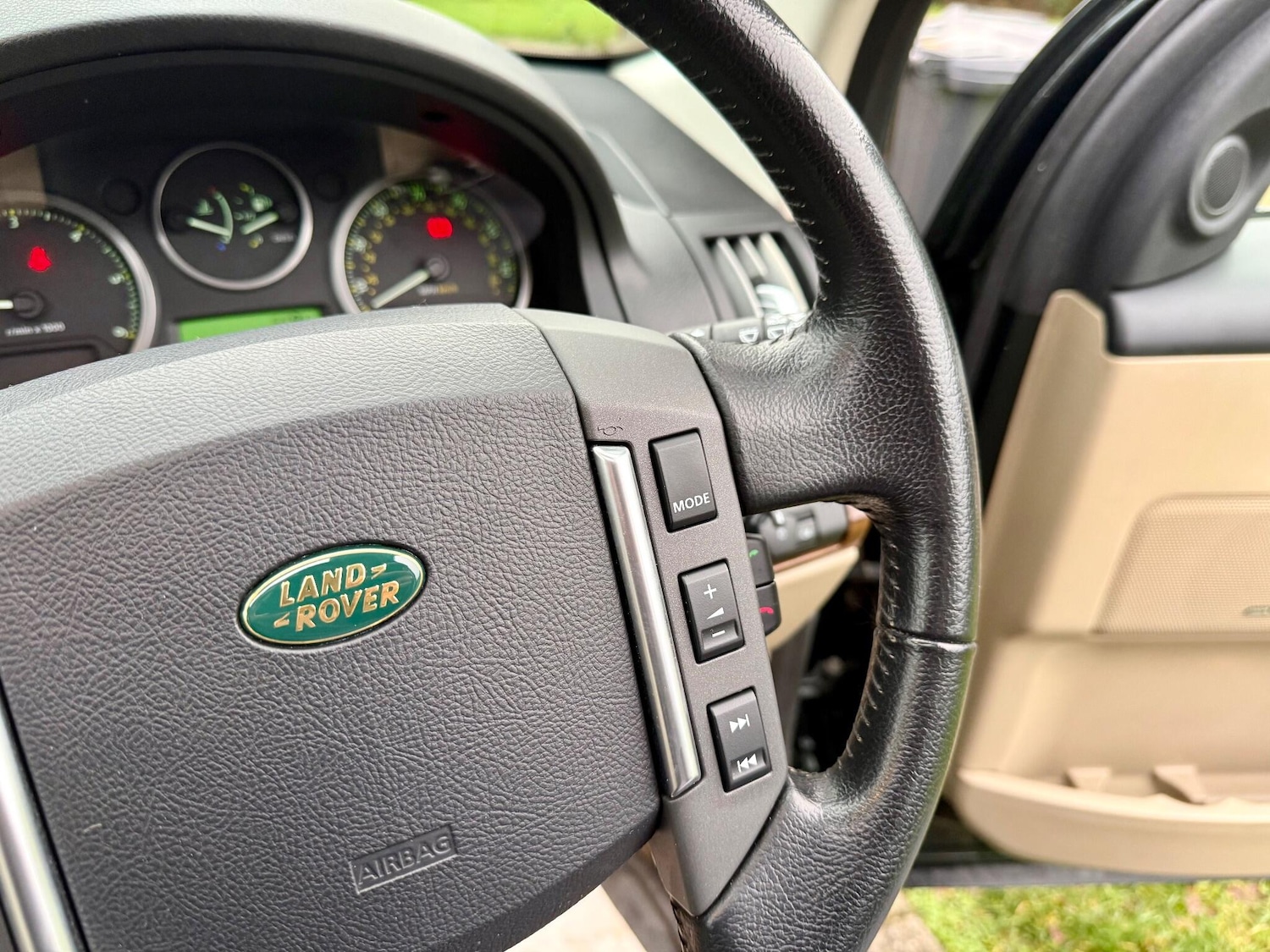 Used Land Rover Freelander 2 2009 for sale - 76728745: Photo 28