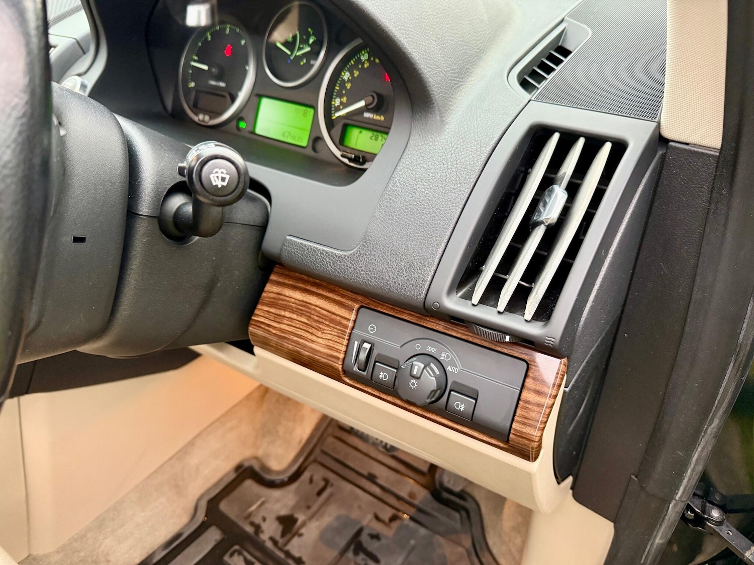 Used Land Rover Freelander 2 2009 for sale - 76728745: Photo 30