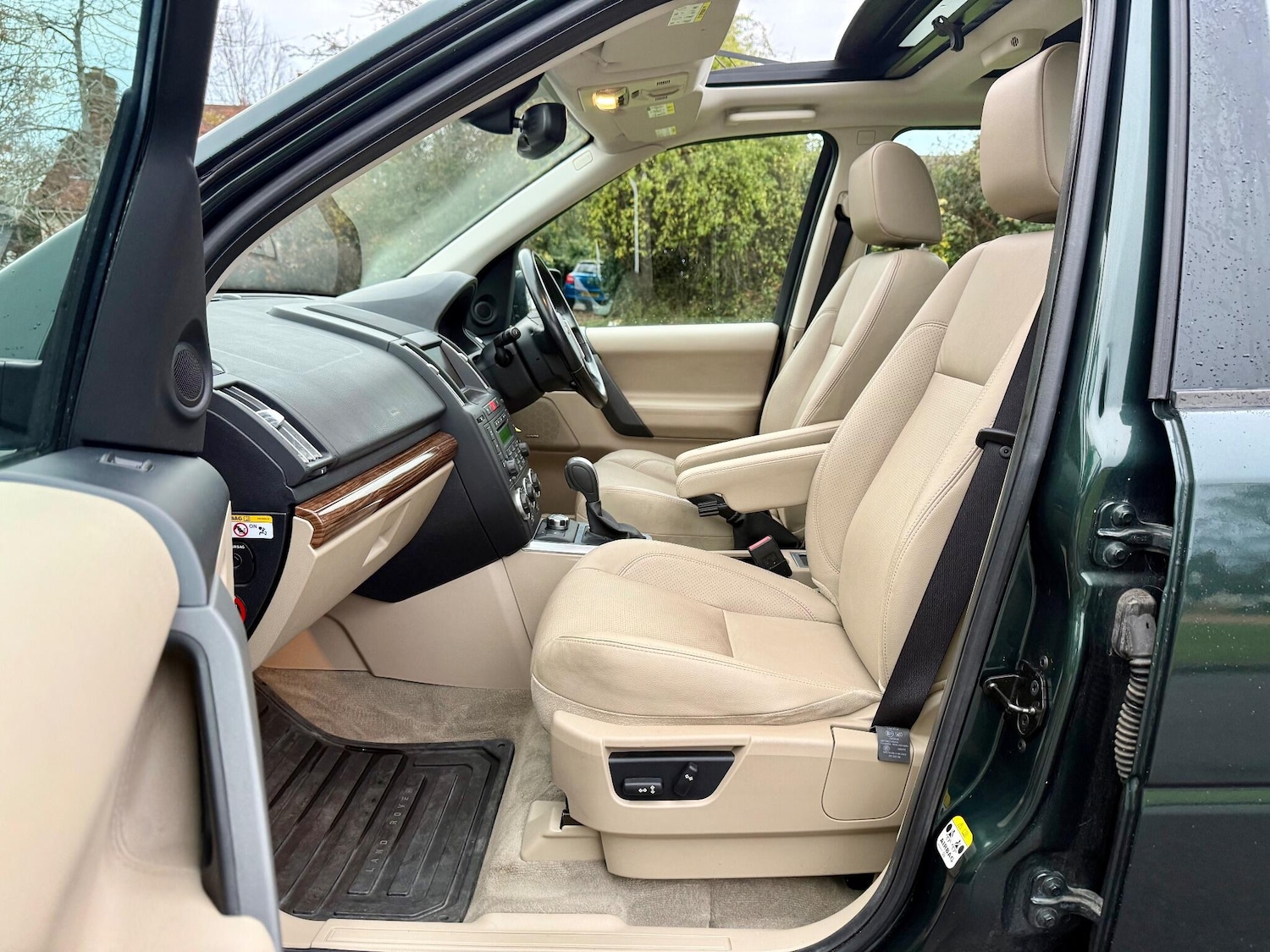 Used Land Rover Freelander 2 2009 for sale - 76728745: Photo 43