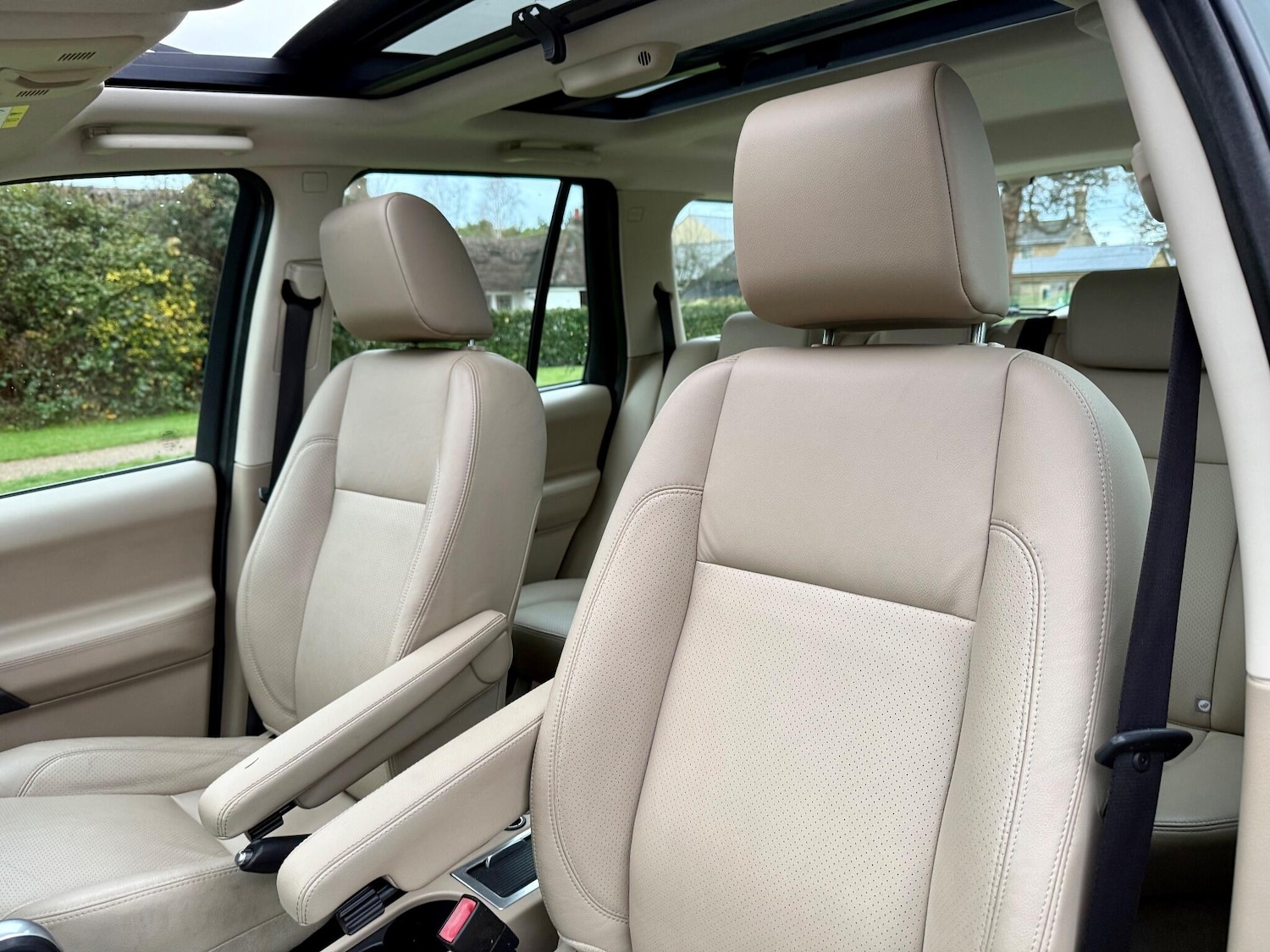 Used Land Rover Freelander 2 2009 for sale - 76728745: Photo 44