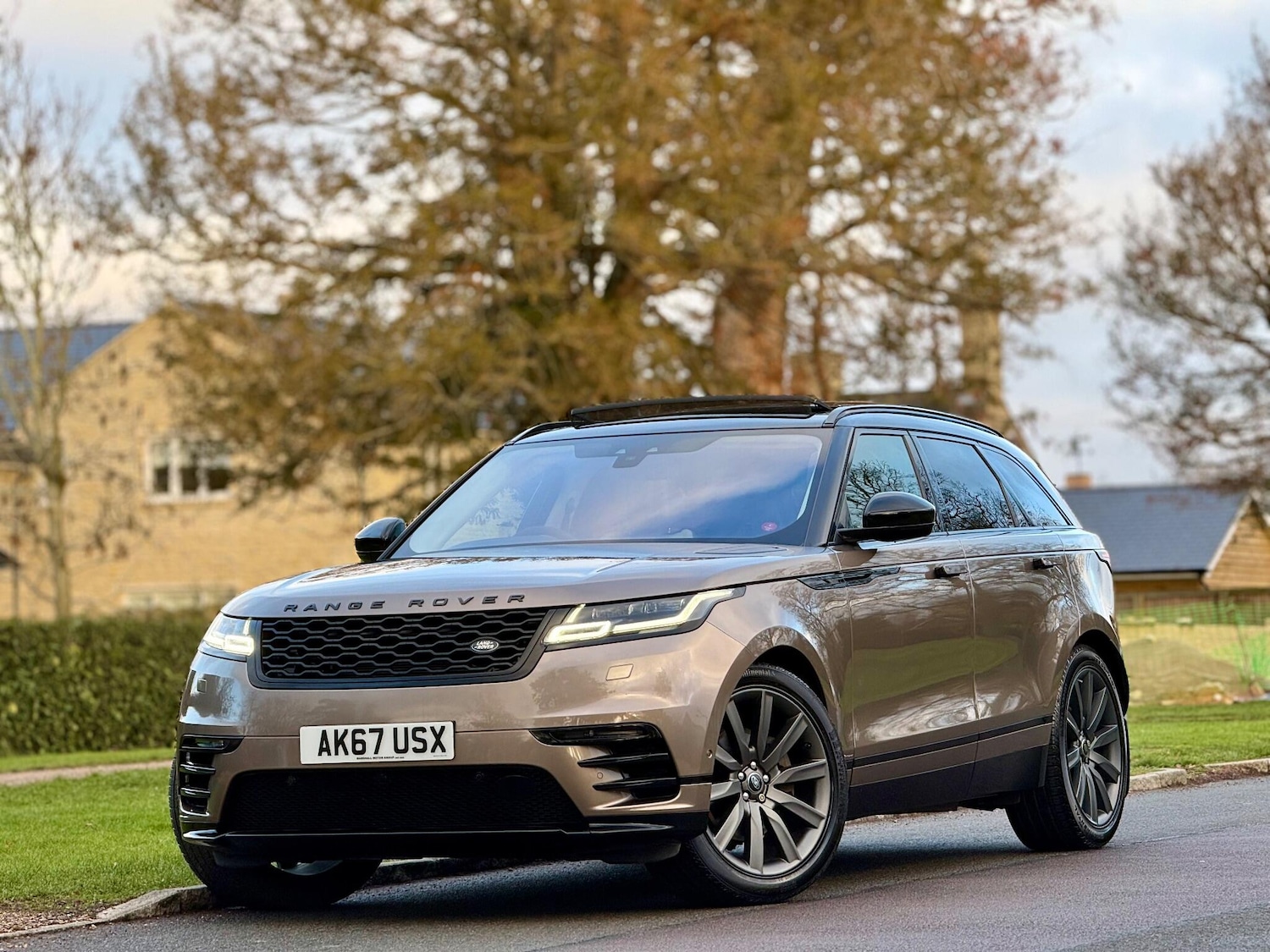 Used Land Rover Range Rover Velar 2018 for sale - 77131639: Photo 12