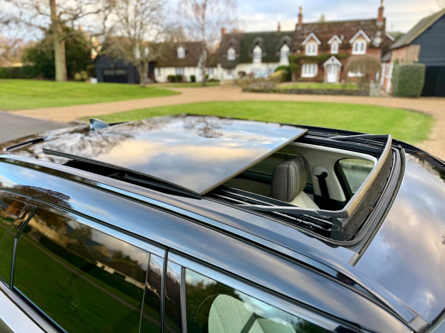 Used Land Rover Range Rover Velar 2018 for sale - 77131639: Photo 19