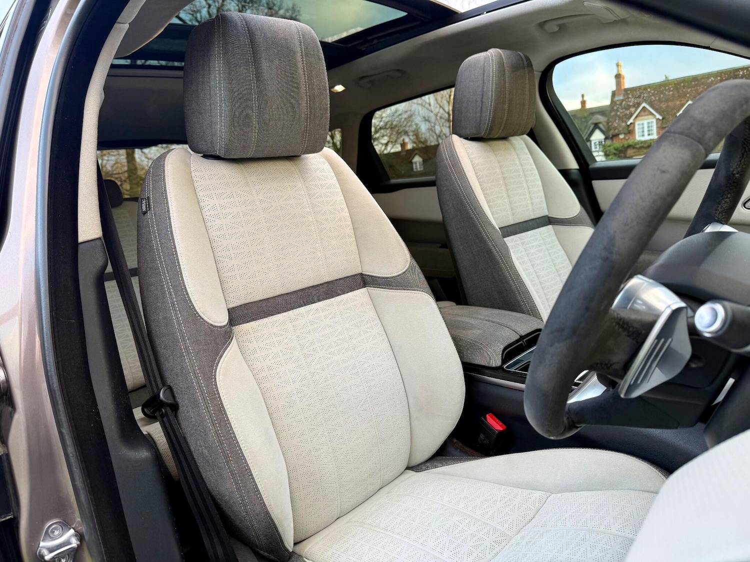 Used Land Rover Range Rover Velar 2018 for sale - 77131639: Photo 25