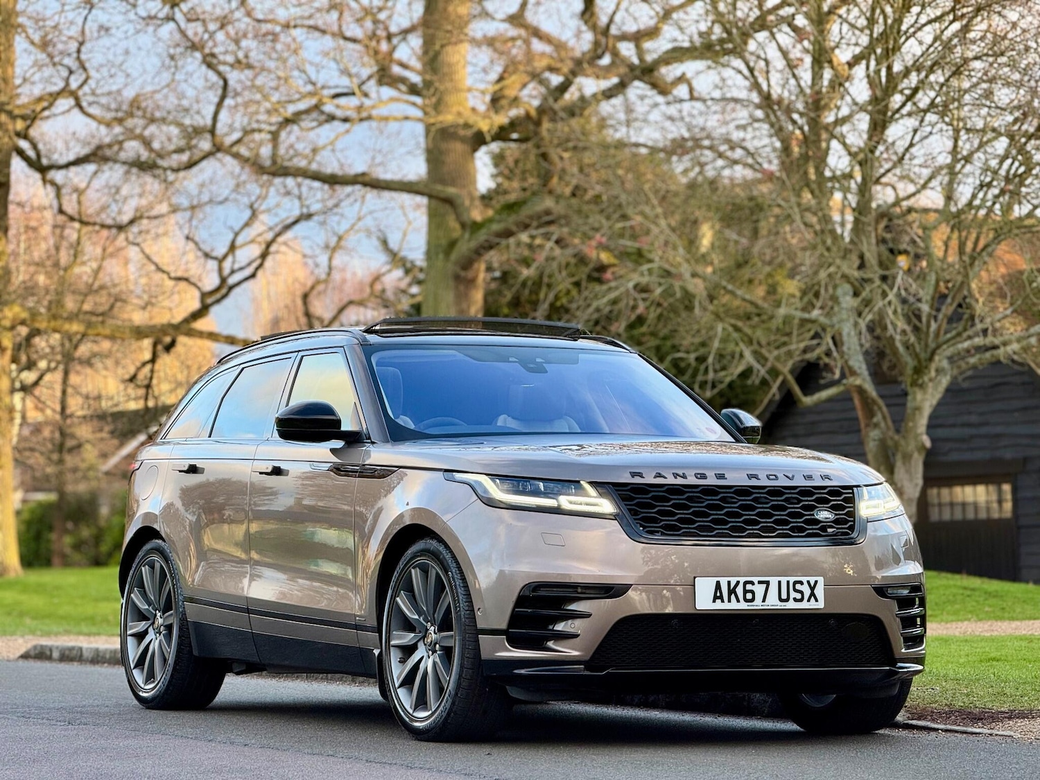 Used Land Rover Range Rover Velar 2018 for sale - 77131639: Photo 4