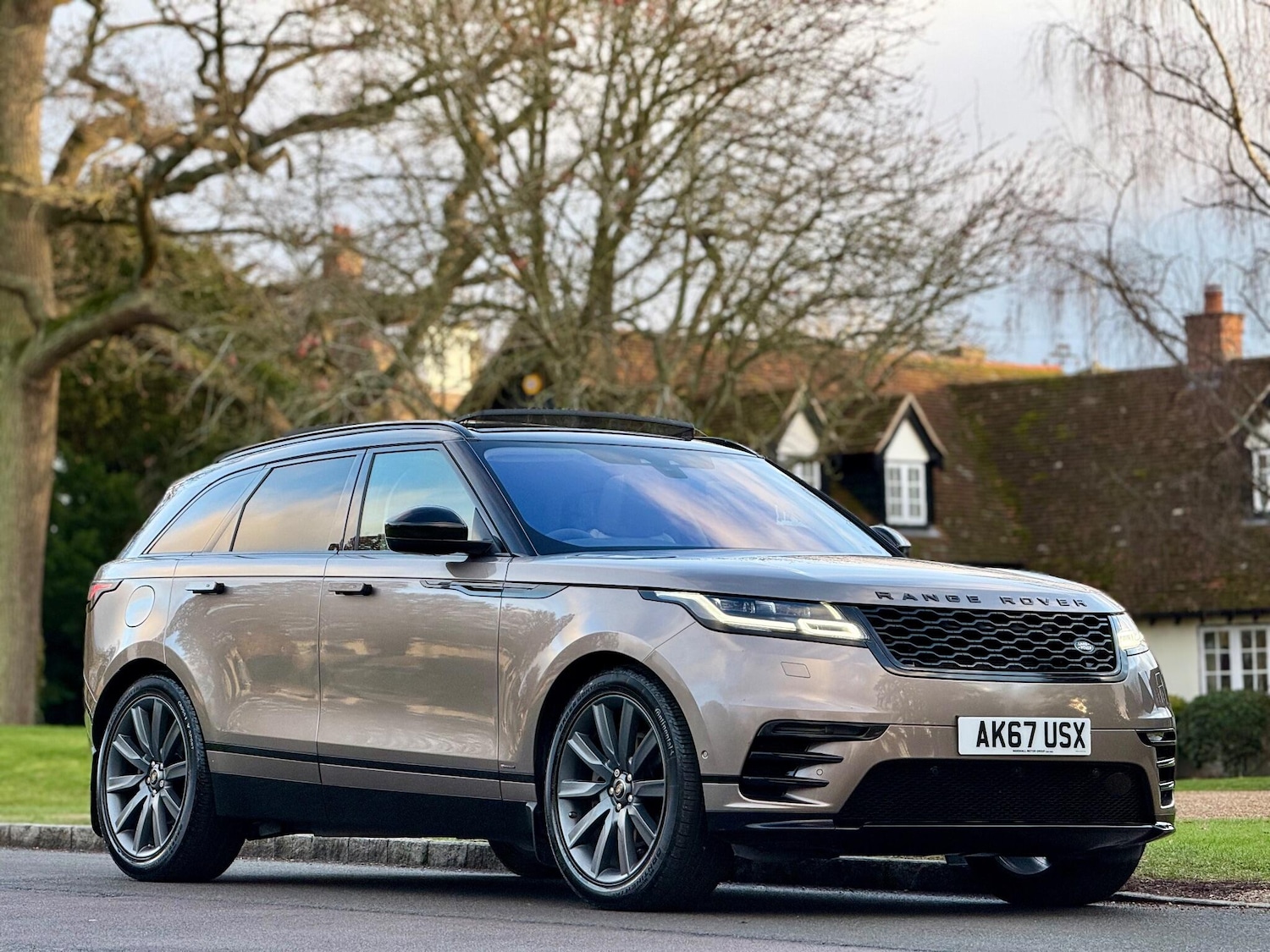 Used Land Rover Range Rover Velar 2018 for sale - 77131639: Photo 5